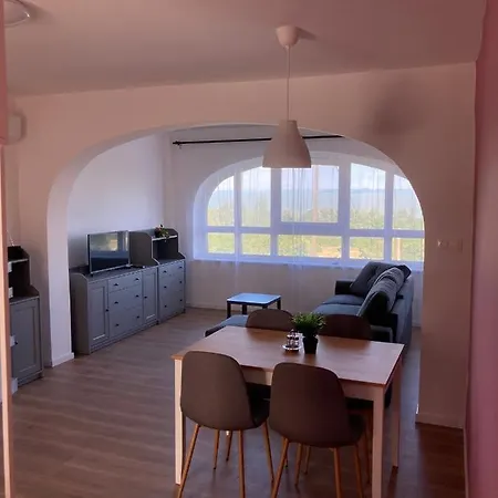 Paphegy Apartment *